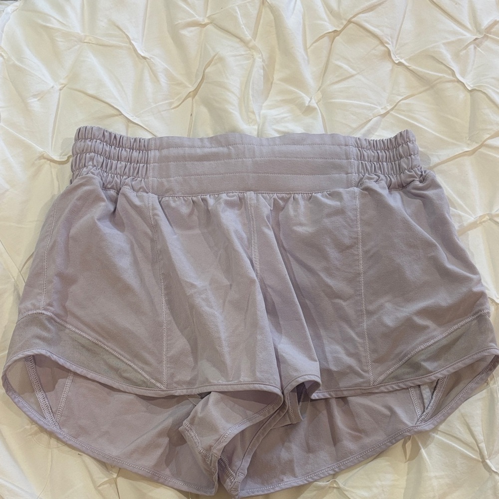 Lululemon Hotty Hot Shorts 2.5 Inseam & High Rise